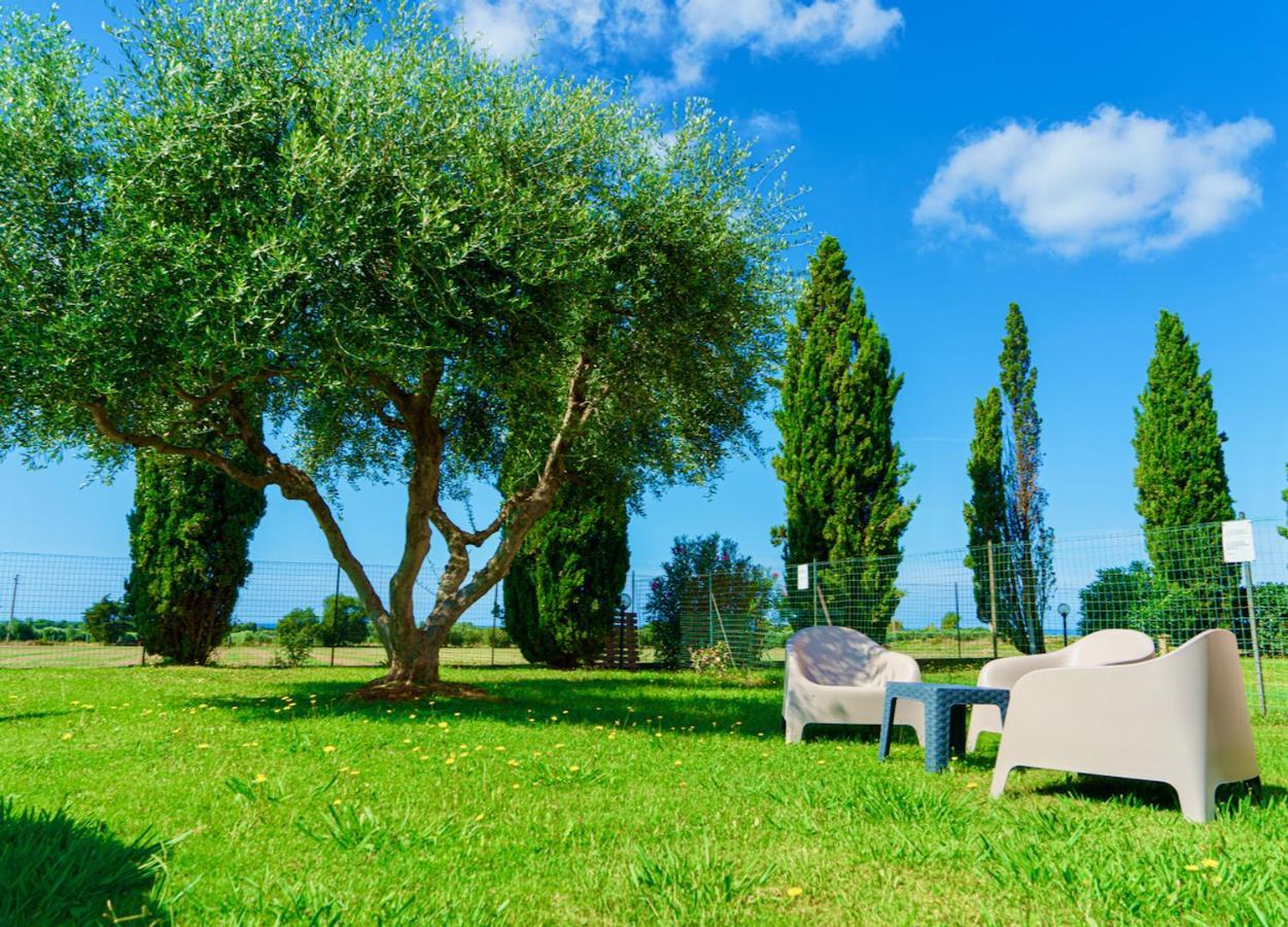 Appartamenti In Residence Villa Santa Maria San Vincenzo Exteriér fotografie